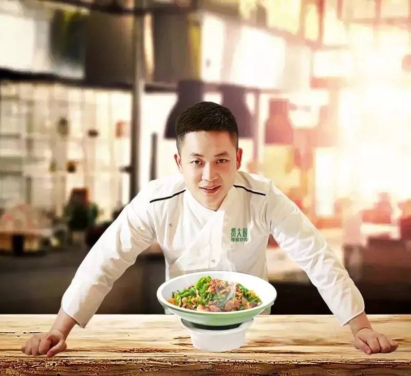 靠一道辣椒炒肉，开出26家直营店，火了19年插图1