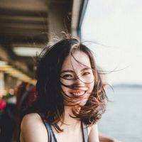 学院风唯美女生头像清纯阳光 天边的烟云抹去了淡淡的忧伤_QQ头像插图7