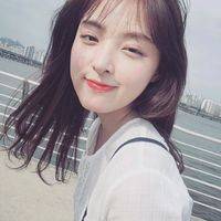 学院风唯美女生头像清纯阳光 天边的烟云抹去了淡淡的忧伤_QQ头像插图4