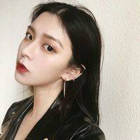 气质女生qq头像2017最新版 你听碎了所有人间喜剧_QQ头像插图4