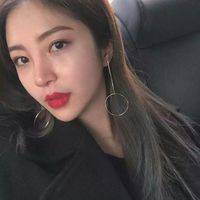 气质女生qq头像2017最新版 你听碎了所有人间喜剧_QQ头像插图17