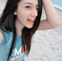 我只能无声叹息_恋爱伤感的花季女生QQ头像_QQ头像插图11