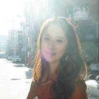我只能无声叹息_恋爱伤感的花季女生QQ头像_QQ头像插图13