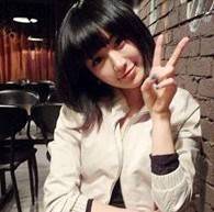 一如既往的坚强_90后伤感女生头像设计_QQ头像插图10