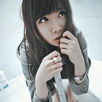 你总是那么的无情_非主流伤感执着的女生QQ头像_QQ头像插图7