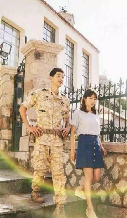 柳大尉姜暮烟甜蜜图片皮肤大全 宋慧乔宋仲基筹备婚礼恩爱图片_QQ皮肤插图3