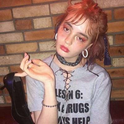 非主流霸气女生头像精选大全 挣脱不了从前怕极了以后_QQ表情插图8